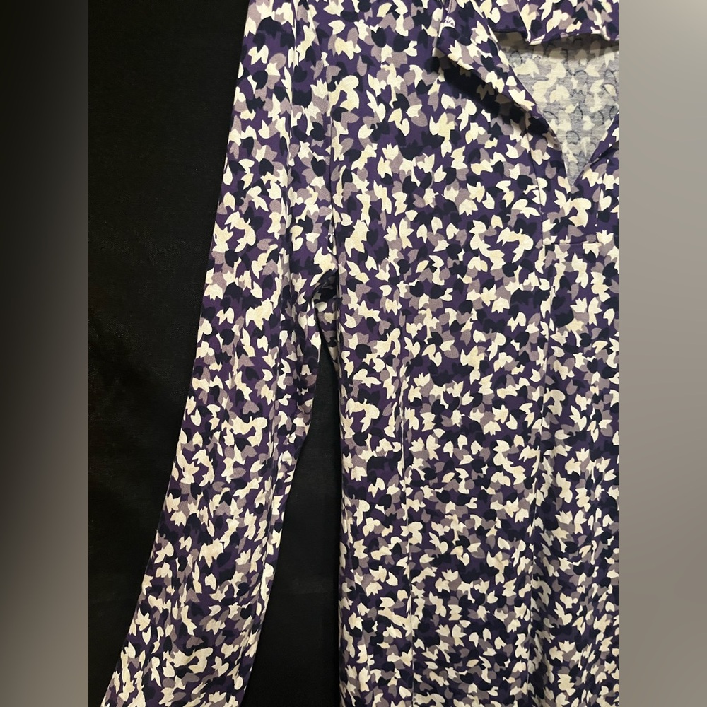 Diane Von Furstenberg Purple and White Long Sleeve Dress #10207 - Picture 4 of 6